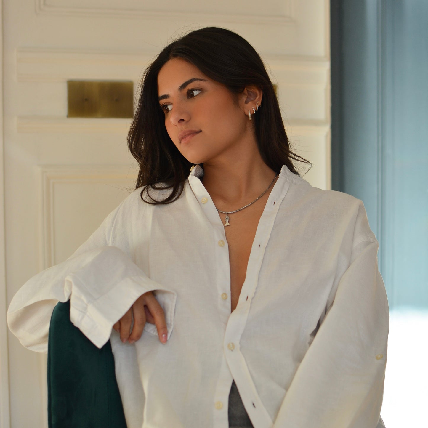 collier ibiza en hématite semi précieuses argentées avec charm poisson articulé argenté 